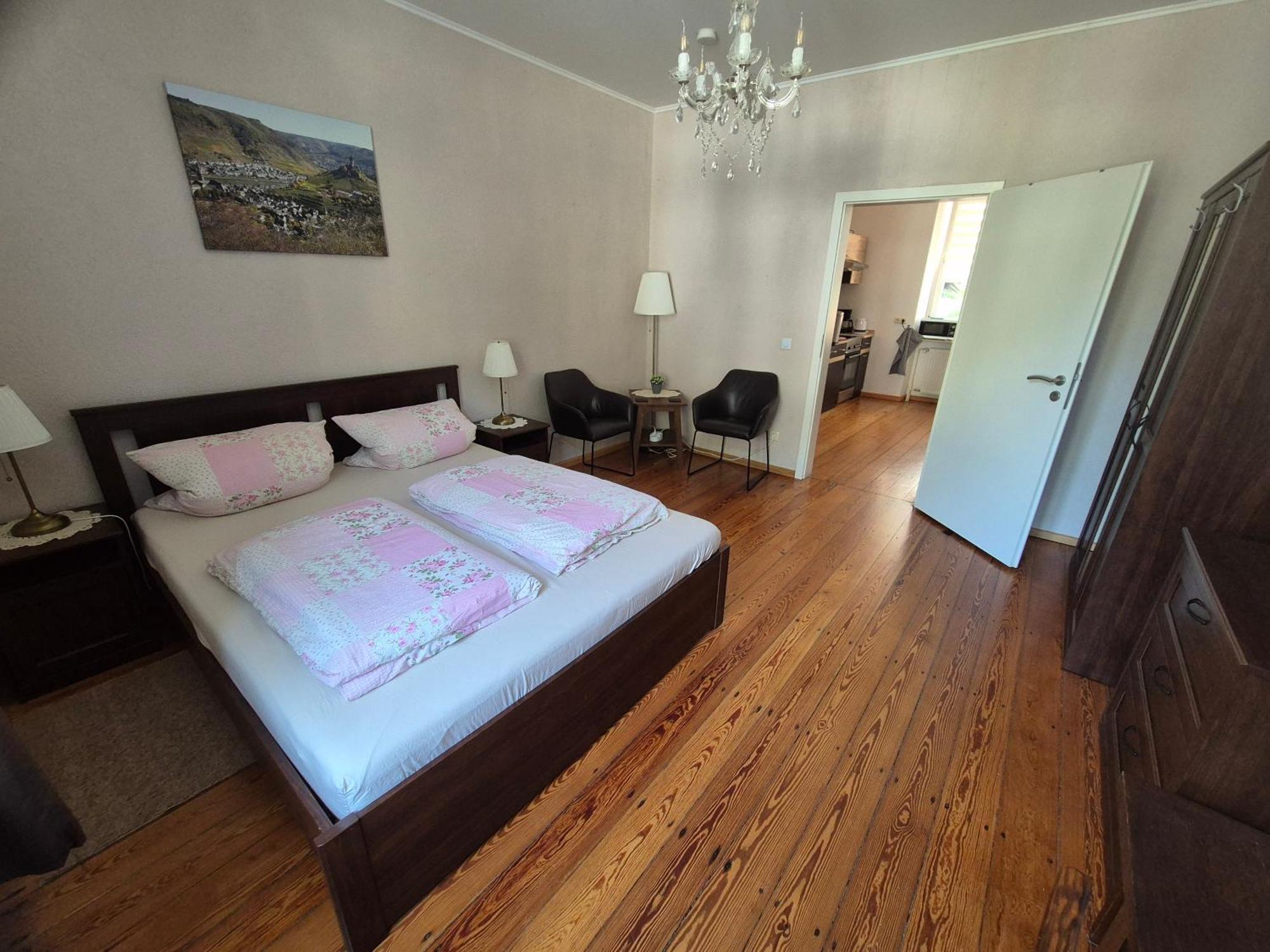 Ehemaliges Winzerhaus Cochem Apartment Ngoại thất bức ảnh